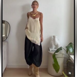 NWT ZARA 2025 collection LACE CAMISOLE ZW COLLECTION size L 
🚨firm price